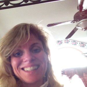 Meet your Posher, Renee